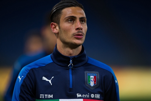 他不仅在俱 他不仅在俱